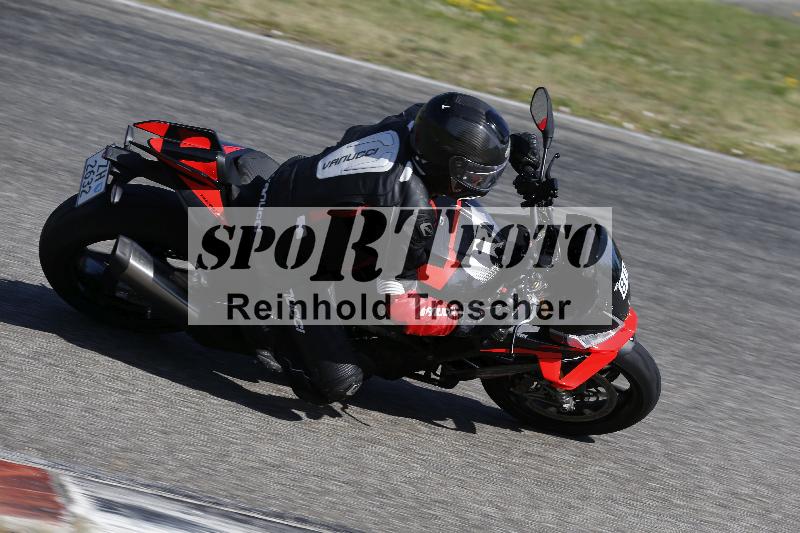/17 27.05.2026  FREERIDE TRAINING ADR/Gruppe M/80